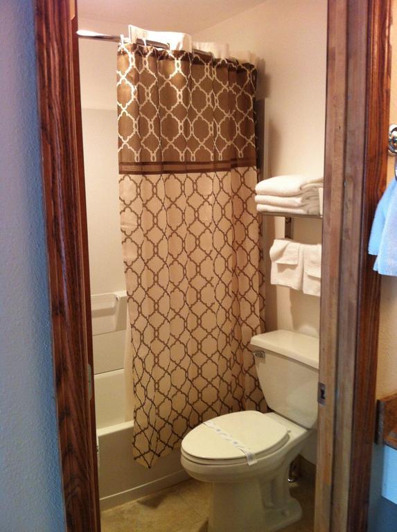 Legacy Inn プライス エクステリア 写真
